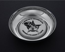 Coupelle et médaille gravée