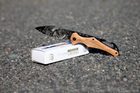 Couteau Black et Wood